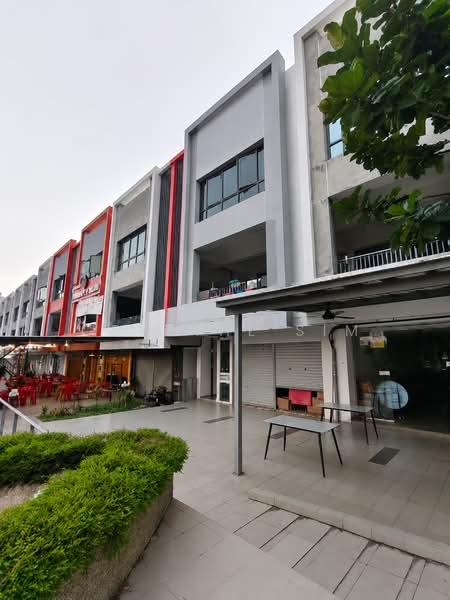 Shop for Sale in Seremban (Negeri Sembilan) - Crystal Sim - Exterior - PropertyGuru.com.my