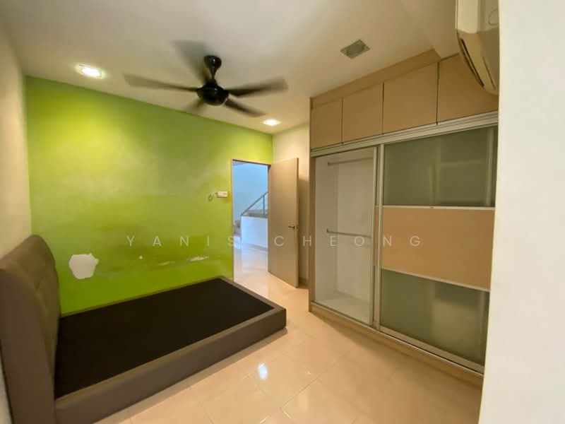 3-storey Terraced House for Sale in Laman Rimbunan (Kepong) - Yanis Cheong - PropertyGuru.com.my