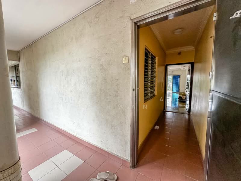 Condominium for Sale at Vista Amani - Gudrotullah Ikhwan - Corridor - PropertyGuru.com.my