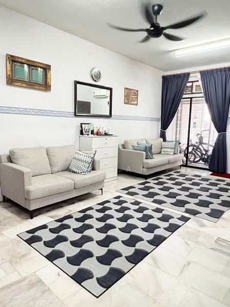 2-storey Terraced House for Sale in Taman Subang Mewah (Subang Jaya) - Hamizah . - Living Room - PropertyGuru.com.my