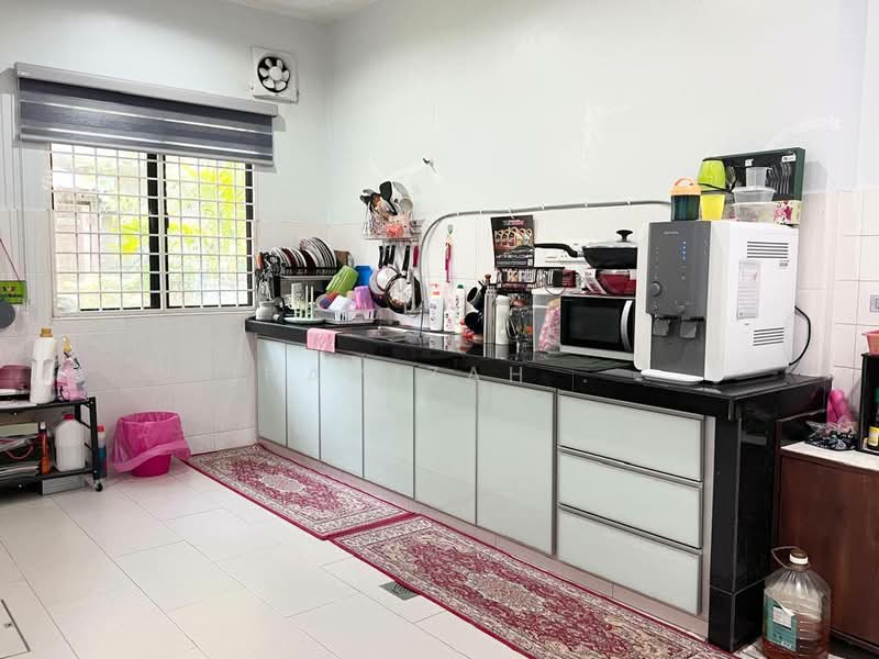 2-storey Terraced House for Sale in Taman Subang Mewah (Subang Jaya) - Hamizah . - Kitchen - PropertyGuru.com.my