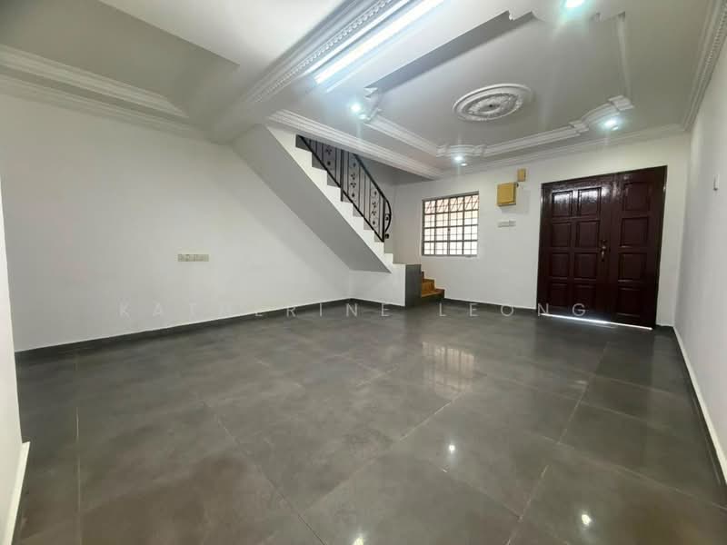 1-storey Terraced House for Sale in Rawang (Selangor) - Katherine Leong - Entrance - PropertyGuru.com.my