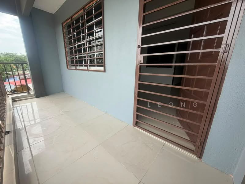 1-storey Terraced House for Sale in Rawang (Selangor) - Katherine Leong - Balcony - PropertyGuru.com.my