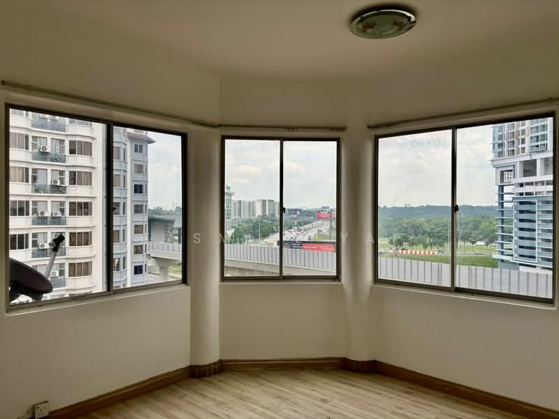 Kondominium untuk Dijual di Kelana D'Putera - Jasmine Yap - View - PropertyGuru.com.my