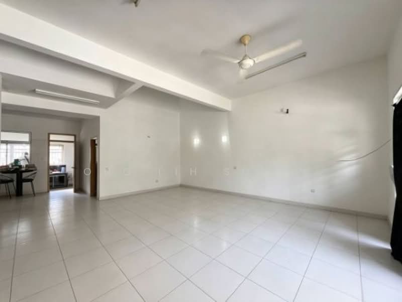 2-storey Terraced House for Sale in Setia Eco Gardens (Gelang Patah) - Ong Lih Shyan - Living Room - PropertyGuru.com.my