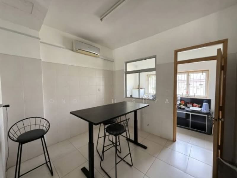 2-storey Terraced House for Sale in Setia Eco Gardens (Gelang Patah) - Ong Lih Shyan - Kitchen - PropertyGuru.com.my