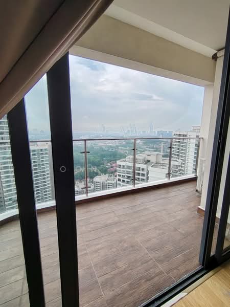 Condominium for Rent at Lovell @ Country Garden Danga Bay - Soon Siang - Balcony - PropertyGuru.com.my