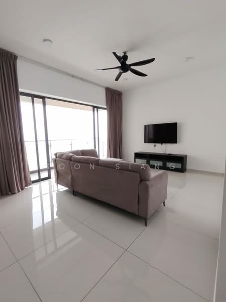 Condominium for Rent at Lovell @ Country Garden Danga Bay - Soon Siang - Living Room - PropertyGuru.com.my