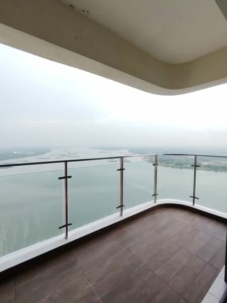 Condominium for Rent at Lovell @ Country Garden Danga Bay - Soon Siang - Balcony - PropertyGuru.com.my
