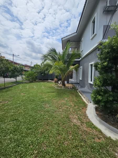 Rumah Teres 2 Tingkat untuk Dijual di Taman Desa Saga (Nilai) - Rena Rahman - Exterior - PropertyGuru.com.my