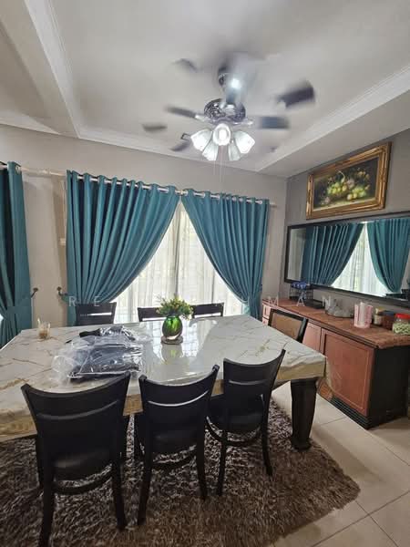 Rumah Teres 2 Tingkat untuk Dijual di Taman Desa Saga (Nilai) - Rena Rahman - Dining Room - PropertyGuru.com.my