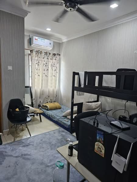 Rumah Teres 2 Tingkat untuk Dijual di Taman Desa Saga (Nilai) - Rena Rahman - Bedroom - PropertyGuru.com.my