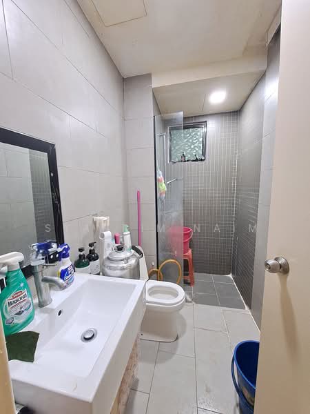 Condominium for Sale at Paragon 3 - Syahrim Naim - Bathroom - PropertyGuru.com.my