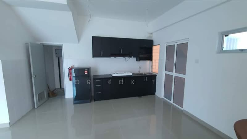 Townhouse for Rent in Cyberjaya (Selangor) - Kor Kok Tee - Kitchen - PropertyGuru.com.my