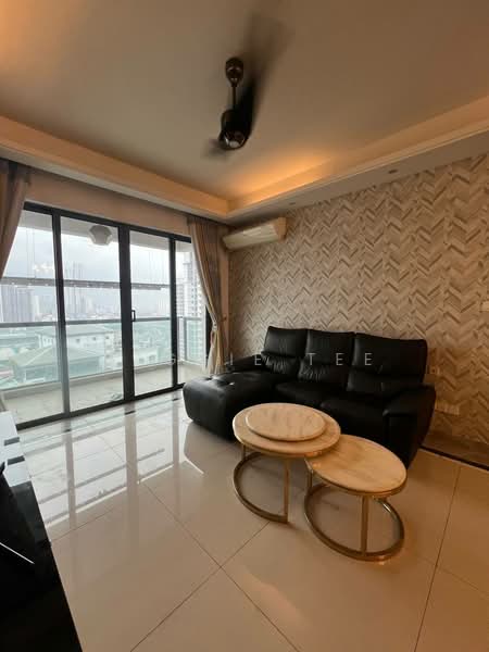 Servis Apartment untuk Dijual di R&F Princess Cove Phase 1 - Paggie Tee - Living Room - PropertyGuru.com.my