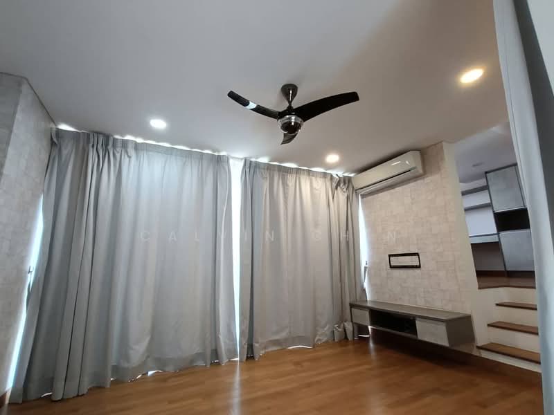Rumah Teres 4 Tingkat untuk Dijual di Melawati (Selangor) - calvin Chin - Living Room - PropertyGuru.com.my