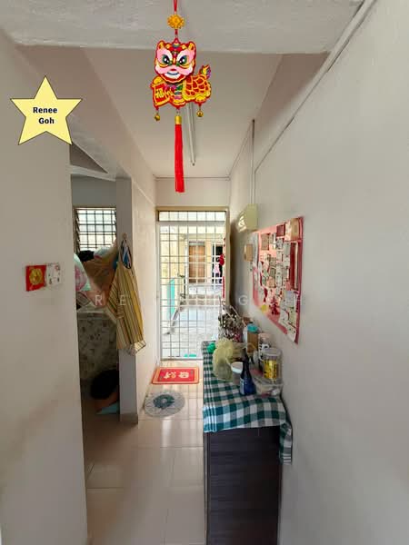 Flat for Sale at Taman Lip Sin Block 1, 3 & 5 - Renee Goh - Entrance - PropertyGuru.com.my
