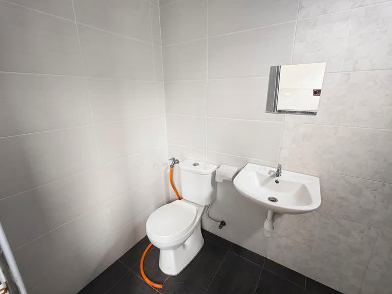 2-storey Terraced House for Rent in Sri Klebang (Chemor) - Mandy Phang - Bathroom - PropertyGuru.com.my