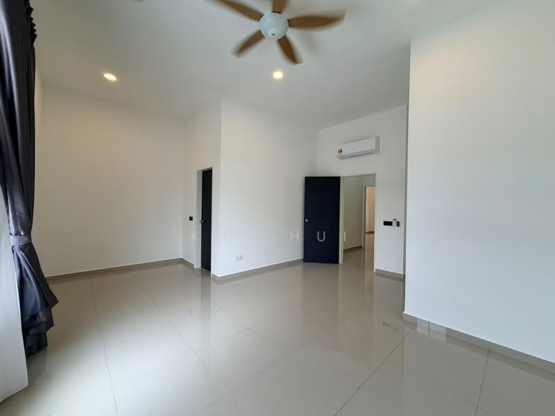 Rumah Kluster untuk Dijual di Eco Botanic (Iskandar Puteri (Nusajaya)) - Kok Hui - Living Room - PropertyGuru.com.my