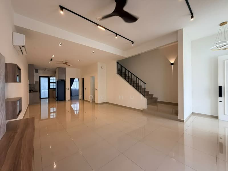 Rumah Kluster untuk Dijual di Eco Botanic (Iskandar Puteri (Nusajaya)) - Kok Hui - Living Room - PropertyGuru.com.my