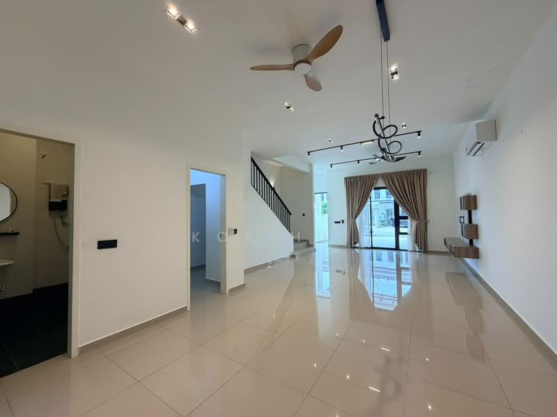 Rumah Kluster untuk Dijual di Eco Botanic (Iskandar Puteri (Nusajaya)) - Kok Hui - Living Room - PropertyGuru.com.my