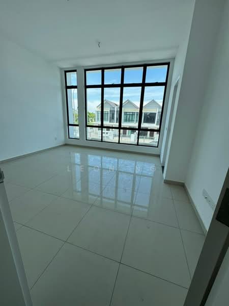 Rumah Teres 2-Tingkat untuk Dijual di Setia Eco Gardens (Gelang Patah) - Leon Ng - Interior - PropertyGuru.com.my