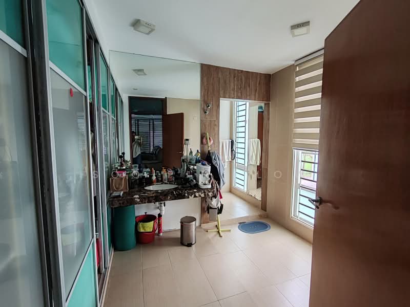Bungalow for Sale in Seri Kembangan (Selangor) - Soo Ping Low - Bathroom - PropertyGuru.com.my