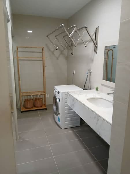 Servis Apartment untuk Disewa di Cyperus @ Tropicana Gardens - Kenny Tan - PropertyGuru.com.my