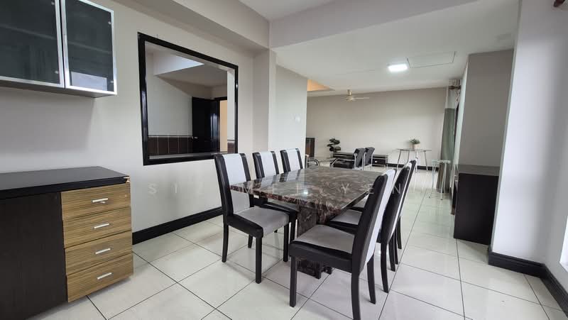 Kondominium untuk Disewa di Marina Court Resort Condominium - Siz Mee Yen - Dining Room - PropertyGuru.com.my