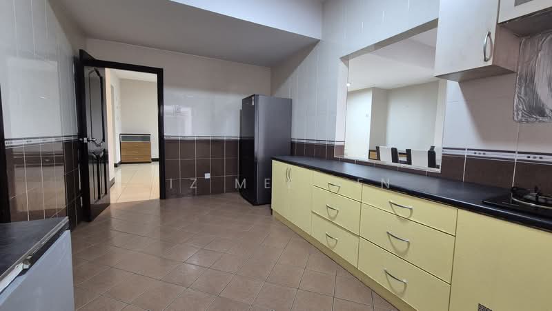Kondominium untuk Disewa di Marina Court Resort Condominium - Siz Mee Yen - Kitchen - PropertyGuru.com.my