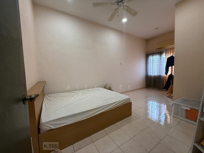 Rumah Teres 2-Tingkat untuk Dijual di Klang (Selangor) - Alex Lee - Bedroom - PropertyGuru.com.my