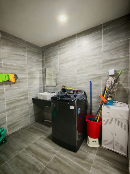 Servis Apartment untuk Disewa di KSL Residence @ Daya - Shinee Thoong - PropertyGuru.com.my