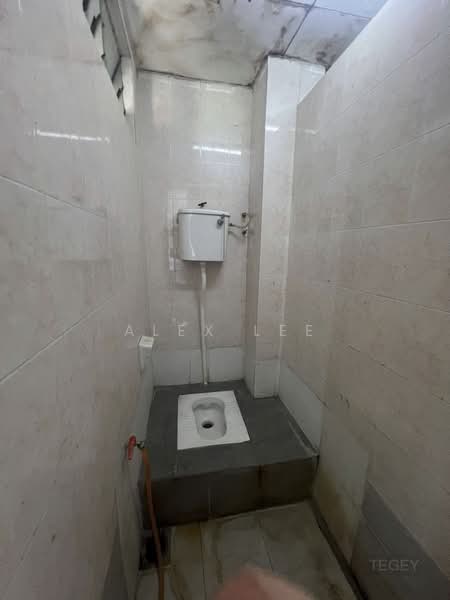 Kedai untuk Dijual di Port Klang (Pelabuhan Klang) (Selangor) - Alex Lee - Bathroom - PropertyGuru.com.my