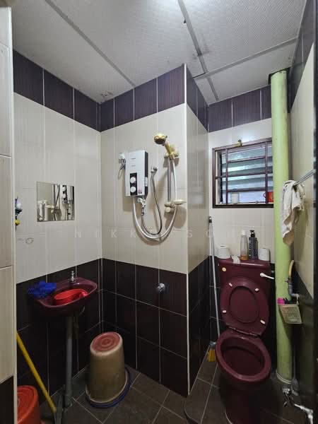 Rumah Teres 2 Tingkat untuk Disewa di Johor Bahru (Johor) - Nikko Soh - Bathroom - PropertyGuru.com.my