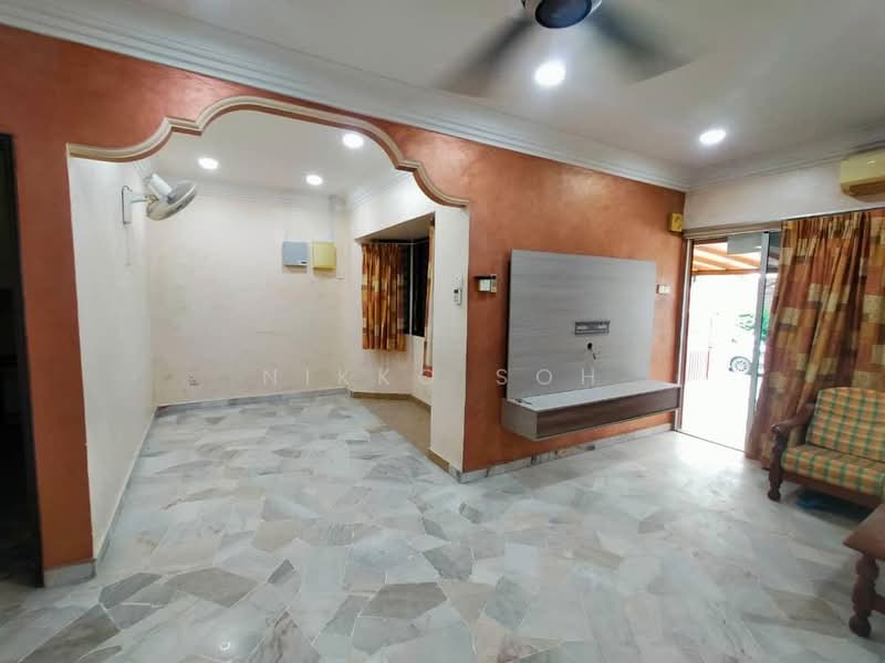 Rumah Teres 2 Tingkat untuk Disewa di Johor Bahru (Johor) - Nikko Soh - Living Room - PropertyGuru.com.my