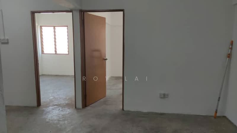 Flat for Rent at Flat Taman Damai Jaya - Roy Lai - Interior - PropertyGuru.com.my