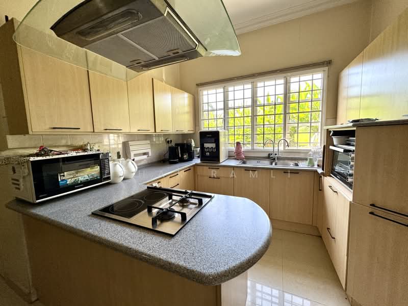 Bungalow for Sale in Bukit Jelutong (Shah Alam) - Ishak Ramli - Kitchen - PropertyGuru.com.my