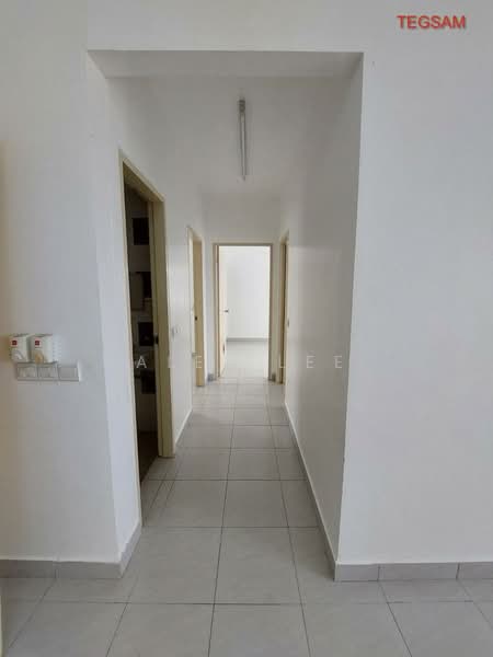 Apartment for Sale at Seri Intan Apartment - Alex Lee - Corridor - PropertyGuru.com.my