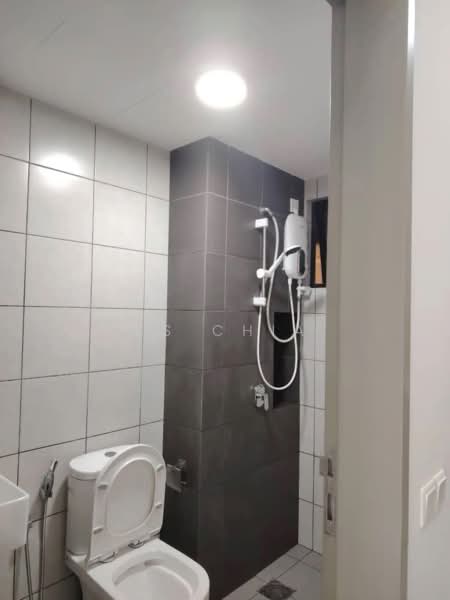 Service Residence for Sale at D'Vervain - KS Chia - Bathroom - PropertyGuru.com.my