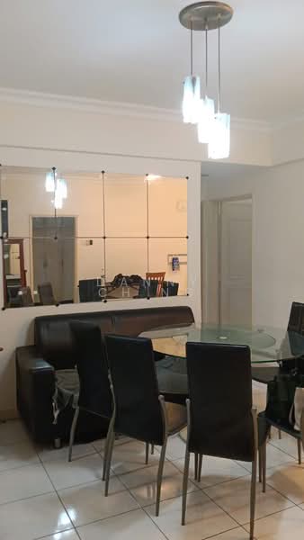 Kondominium untuk Disewa di Gold Coast Resort Condominium - Danny Ch'ng - Living Room - PropertyGuru.com.my