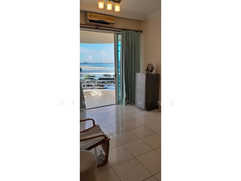Kondominium untuk Disewa di Gold Coast Resort Condominium - Danny Ch'ng - Balcony - PropertyGuru.com.my