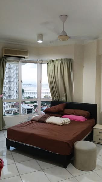 Kondominium untuk Disewa di Gold Coast Resort Condominium - Danny Ch'ng - Bedroom - PropertyGuru.com.my