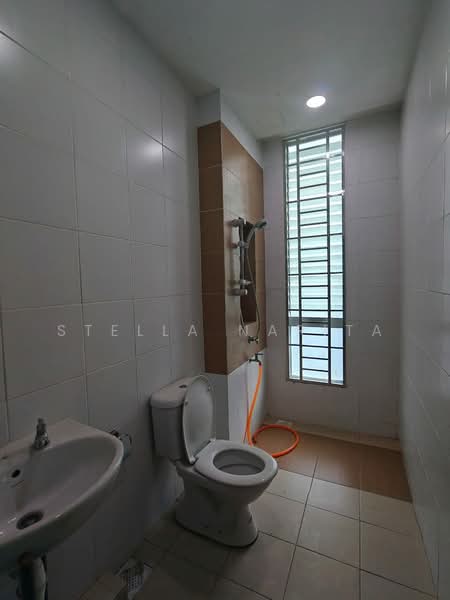 Condominium for Sale at The Seed Taman Sutera Utama - Stella Narita - Bathroom - PropertyGuru.com.my