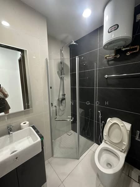 Condominium for Rent at Amberside @ Country Garden Danga Bay - Jensen Goh - Bathroom - PropertyGuru.com.my