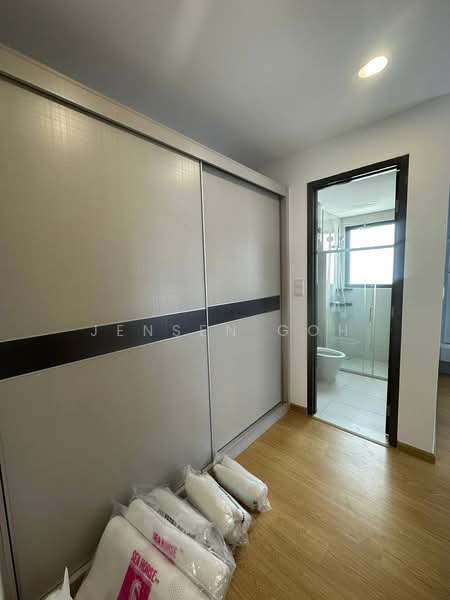 Condominium for Rent at Amberside @ Country Garden Danga Bay - Jensen Goh - Bedroom - PropertyGuru.com.my