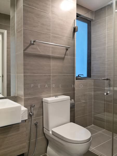 Servis Apartment untuk Disewa di Icon Residenz 1 @ Icon City - Pearl Ho - Bathroom - PropertyGuru.com.my