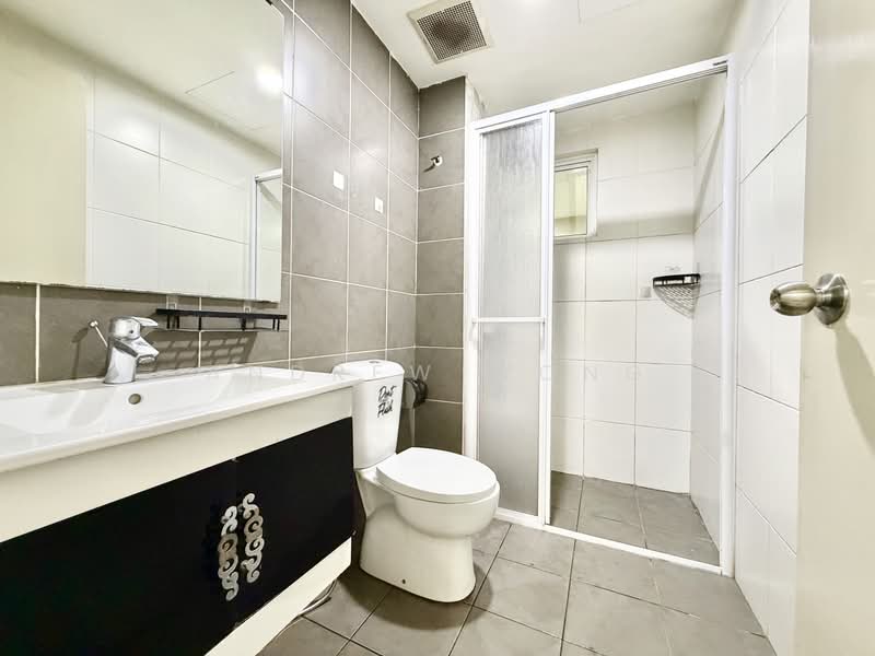 Condominium for Sale at Imperial Residence - Andrew Wong - Bathroom - PropertyGuru.com.my