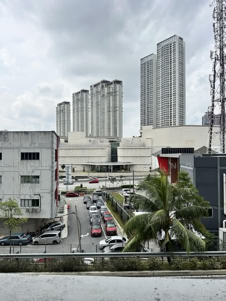 Condominium for Sale at Paraiso Residence @ The Earth - Chin Pey Ling - PropertyGuru.com.my