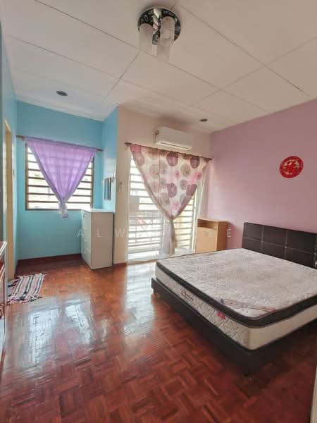 Rumah Teres 2 Tingkat untuk Disewa di Shah Alam (Selangor) - Alwin Lee - Bedroom - PropertyGuru.com.my