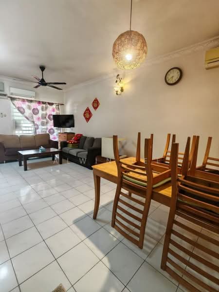 Rumah Teres 2 Tingkat untuk Disewa di Shah Alam (Selangor) - Alwin Lee - Living Room - PropertyGuru.com.my